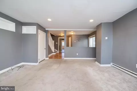 44 S Hull St, Reading, PA 19608 photo 8