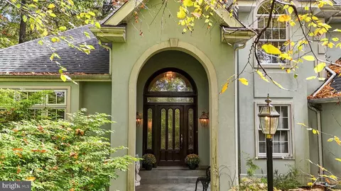 1105 S Barbara Dr, Alburtis, PA 18011