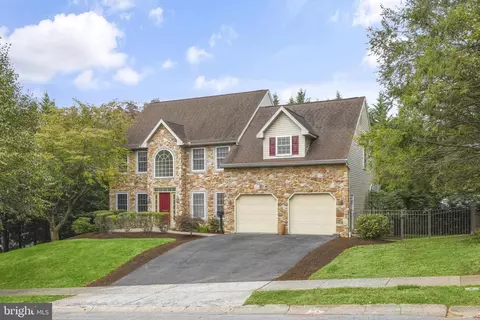 1733 Dauphin Ave, Wyomissing, PA 19610