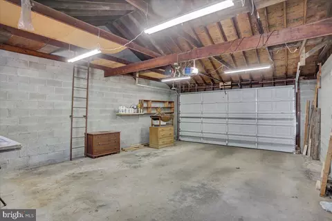 216 N Brobst St, Reading, PA 19607 photo 17
