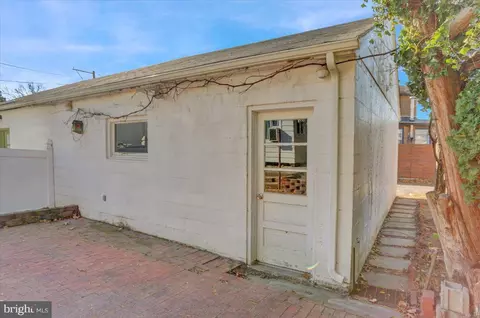 216 N Brobst St, Reading, PA 19607 photo 16