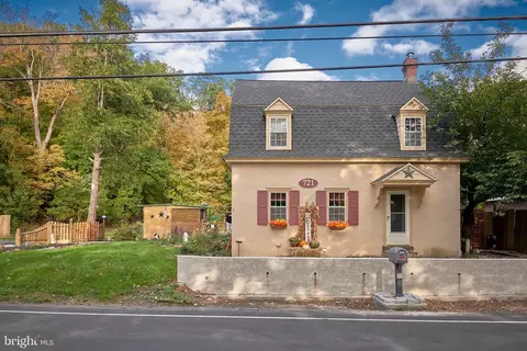 721 Shelbourne Rd, Reading, PA 19606