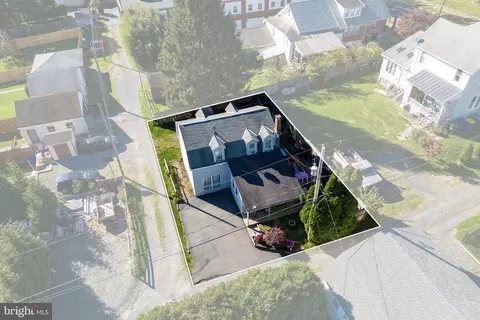 2114 R Spring St, Reading, PA 19609