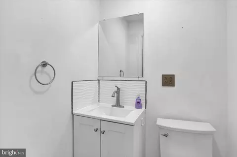 1308 Woodcrest Dr, Reading, PA 19607 photo 11