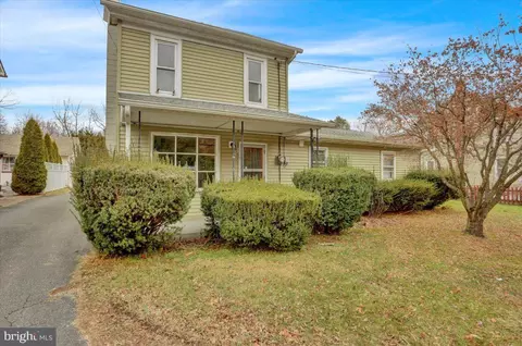 1349 Old River Rd, Birdsboro, PA 19508