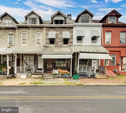 1543 Cotton St, Reading, PA 19606