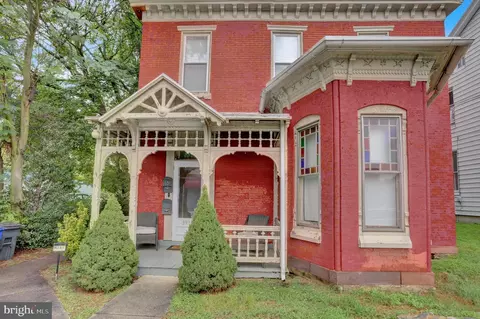 3935 Penn Ave, Sinking Spring, PA 19608