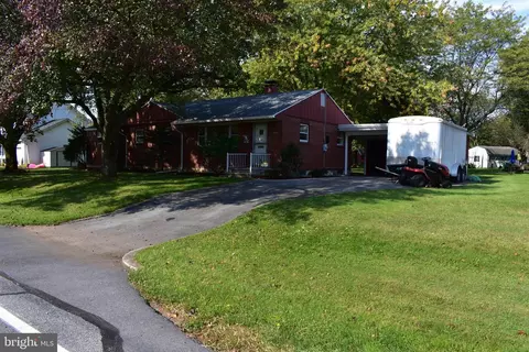 49 Clarence Ave, Shoemakersville, PA 19555