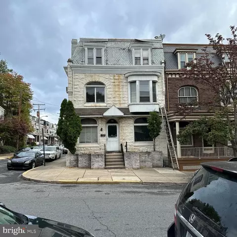 451 Douglass St, Reading, PA 19601