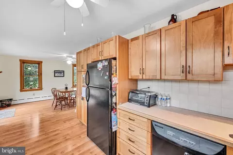 126 Main St, Oley, PA 19547 photo 18
