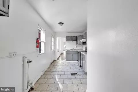 934 Oley St, Reading, PA 19604 photo 9