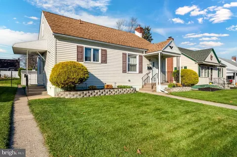 1327 Lacrosse Ave, Reading, PA 19607 photo 3