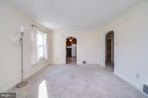 1327 Lacrosse Ave, Reading, PA 19607 photo 10