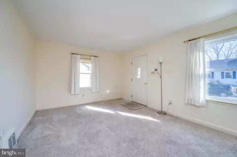 1327 Lacrosse Ave, Reading, PA 19607 photo 9
