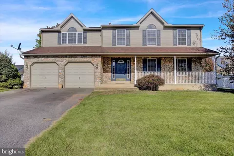 609 Tyler Dr, Reading, PA 19605