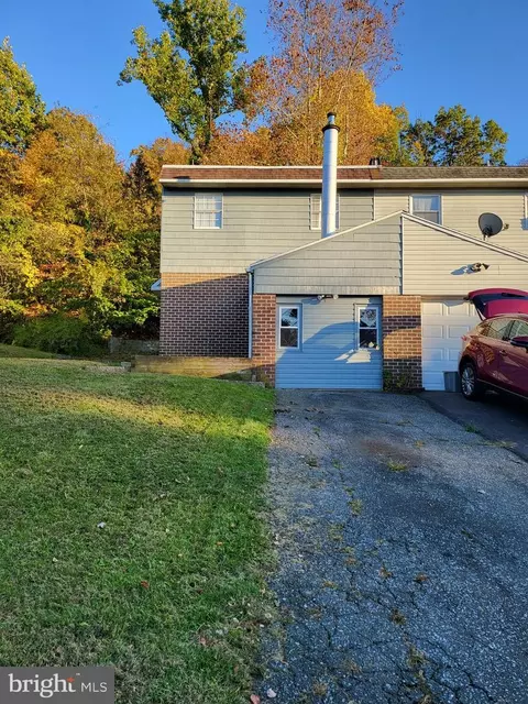 1140 Fox Run, Reading, PA 19606