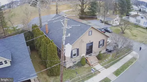 75 Cacoosing Ave, Sinking Spring, PA 19608 photo 3