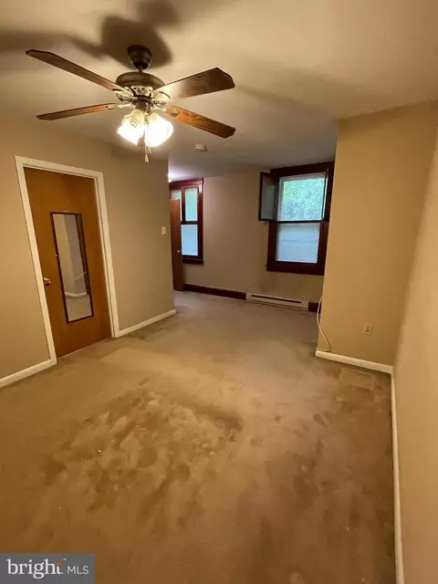75 Cacoosing Ave, Sinking Spring, PA 19608 photo 17