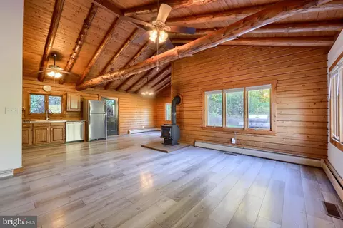 143 Gelsinger Rd, Reading, PA 19608 photo 8