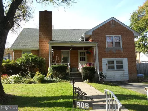 908 Penndale Ave, Reading, PA 19606