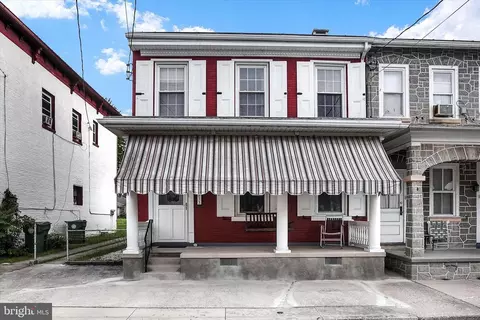 313 N Main St, Bernville, PA 19506