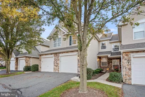 404 Country Ln, Morgantown, PA 19543