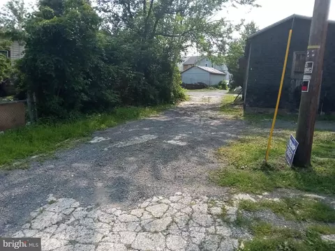 717 Philadelphia Ave, Reading, PA 19607 photo 38