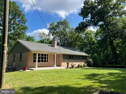 316 Faust Rd, Reading, PA 19608 photo 2