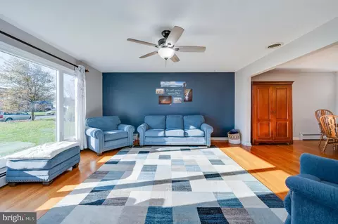 717 E Grill Ave, Reading, PA 19607 photo 9