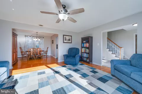 717 E Grill Ave, Reading, PA 19607 photo 10