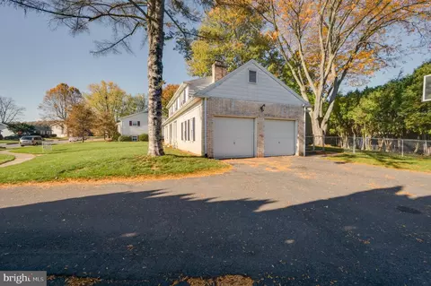 717 E Grill Ave, Reading, PA 19607 photo 37