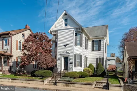 441 Main St, Shoemakersville, PA 19555