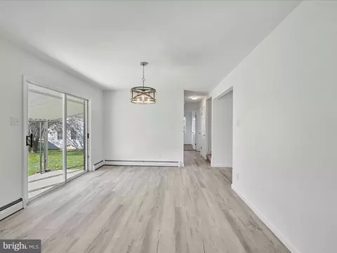 924 High Blvd, Reading, PA 19607 photo 11