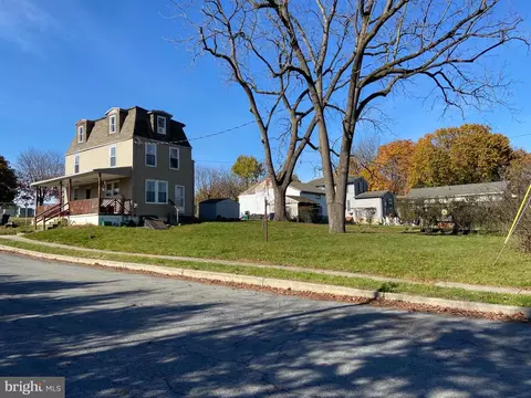 1167 Broadway Blvd, Reading, PA 19607 photo 2