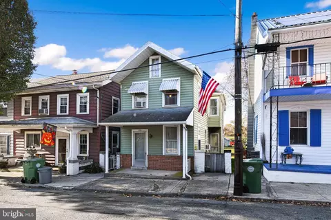 116 N Main St, Bernville, PA 19506