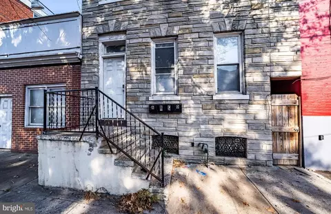 515 Laurel St, Reading, PA 19602 photo 2