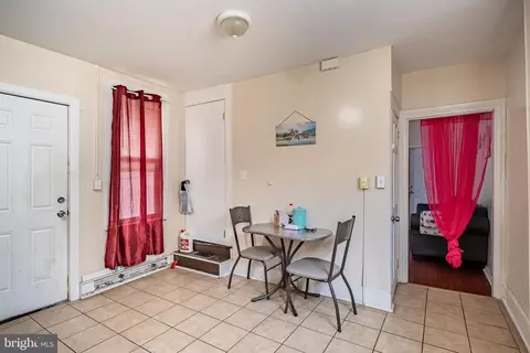 515 Laurel St, Reading, PA 19602 photo 8