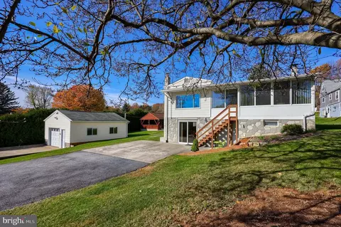 3062 Pricetown Rd, Temple, PA 19560