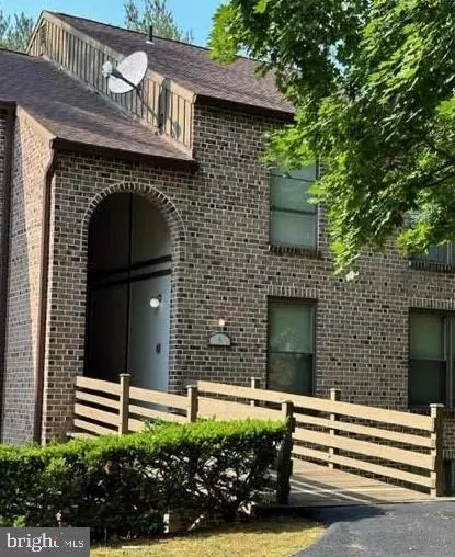 9 Fairway Rd # -E, Reading, PA 19607