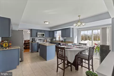 206 S Sandy Ln, Reading, PA 19608 photo 11