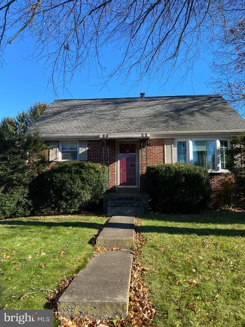 792 Corbit Dr, Reading, PA 19607 photo 3