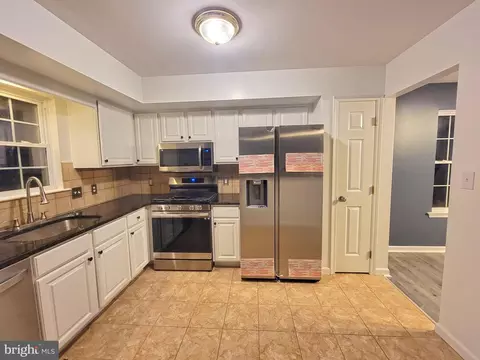 1546 Huron, Sinking Spring, PA 19608 photo 6