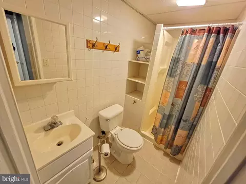 1546 Huron, Sinking Spring, PA 19608 photo 31