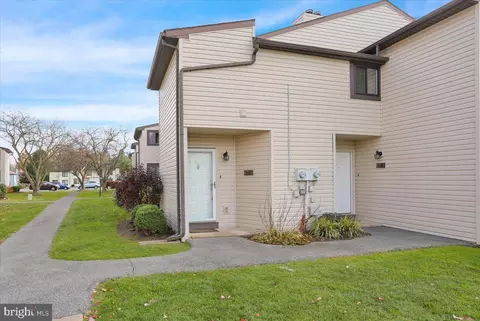 47 2 Holly Dr, Reading, PA 19606
