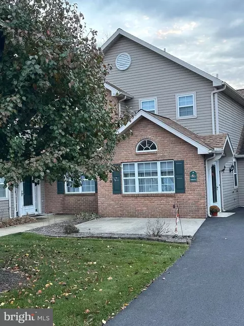 3 Cardinal Way, Fleetwood, PA 19522