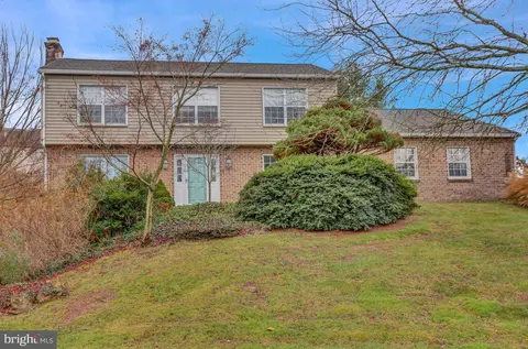 11 Sandy Way, Reading, PA 19607 photo 2