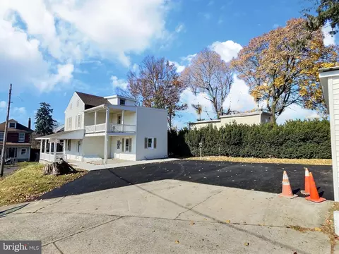 Exterior - 3003 Centre Ave, Reading, PA 19605 photo 4 of 14
