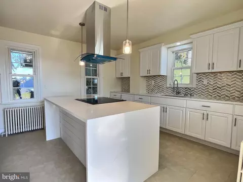 Kitchen - 3003 Centre Ave, Reading, PA 19605 photo 8 of 10