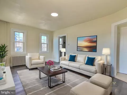 Living - 3003 Centre Ave, Reading, PA 19605 photo 2 of 2
