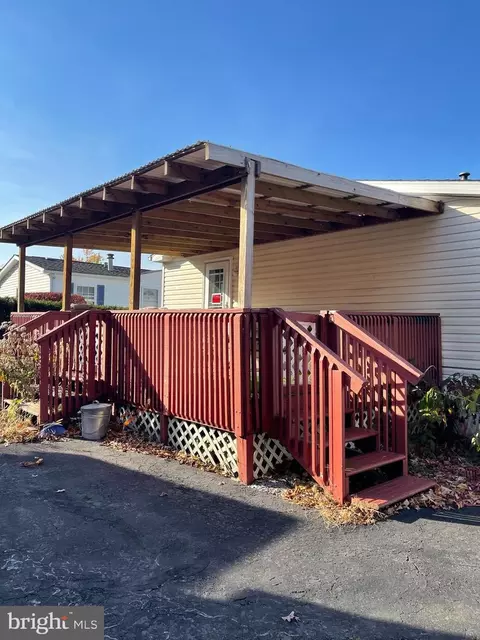28 Mountain View Ln, Blandon, PA 19510